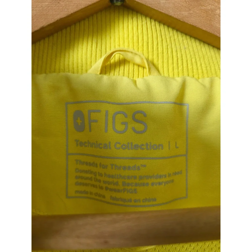 FIGS Technical Collection Scrub Jacket Yellow Full Zip Mesh Panel Large